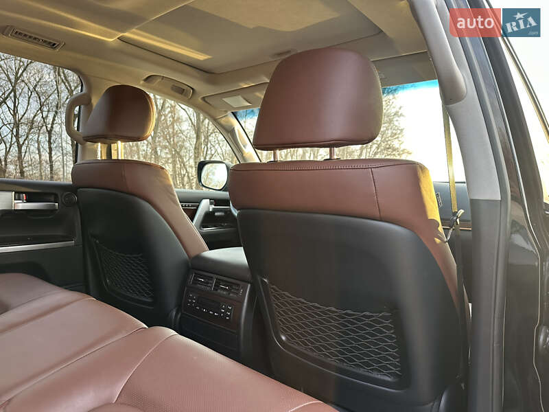 Внедорожник / Кроссовер Toyota Land Cruiser 2016 в Днепре