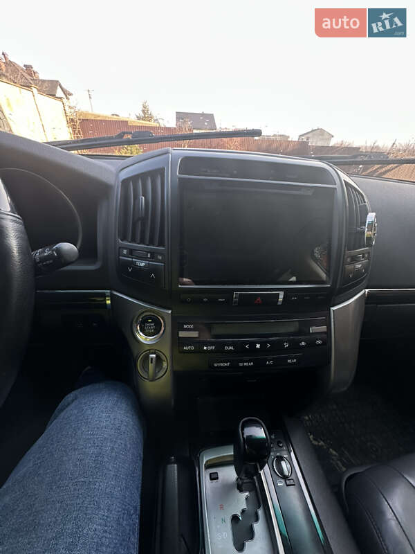 Внедорожник / Кроссовер Toyota Land Cruiser 2008 в Ивано-Франковске