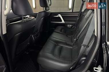 Позашляховик / Кросовер Toyota Land Cruiser 2021 в 