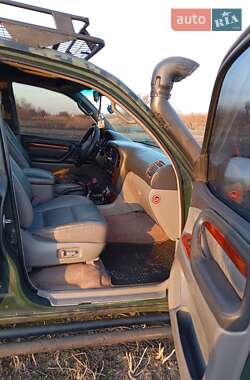 Внедорожник / Кроссовер Toyota Land Cruiser 2000 в 