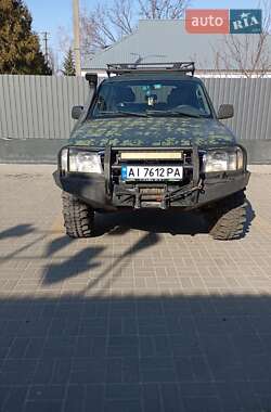 Внедорожник / Кроссовер Toyota Land Cruiser 2000 в 
