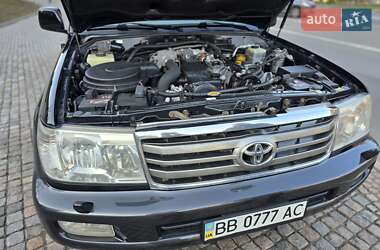 Внедорожник / Кроссовер Toyota Land Cruiser 2006 в Киеве