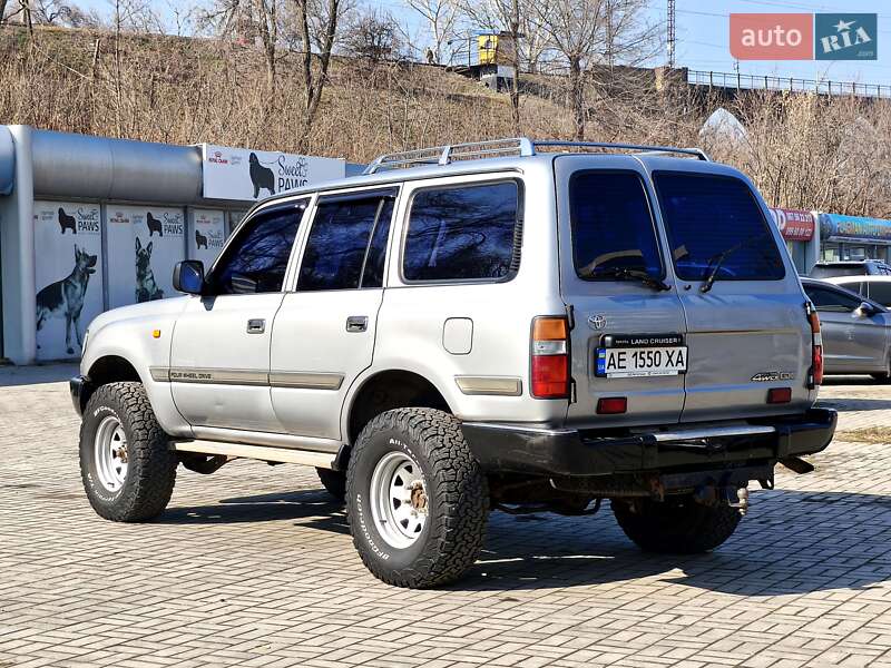 Позашляховик / Кросовер Toyota Land Cruiser 1994 в Дніпрі