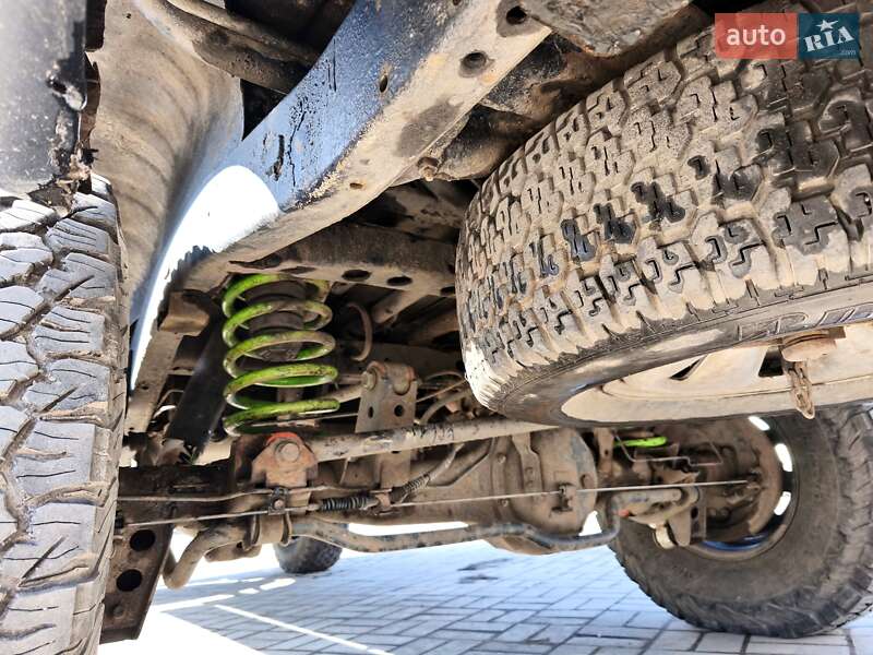 Позашляховик / Кросовер Toyota Land Cruiser 1994 в Дніпрі