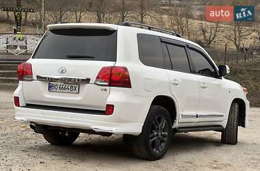 Позашляховик / Кросовер Toyota Land Cruiser 2011 в Тернополі