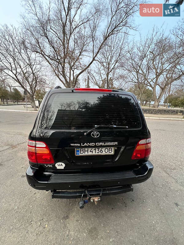 Внедорожник / Кроссовер Toyota Land Cruiser 1999 в Белгороде-Днестровском