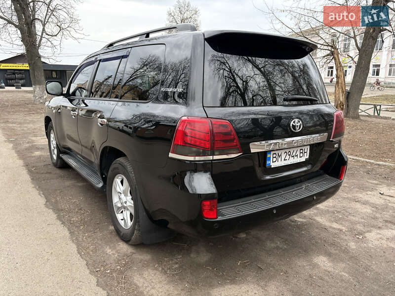 Позашляховик / Кросовер Toyota Land Cruiser 2010 в Конотопі