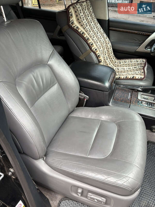 Позашляховик / Кросовер Toyota Land Cruiser 2010 в Конотопі