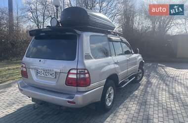 Внедорожник / Кроссовер Toyota Land Cruiser 2003 в 