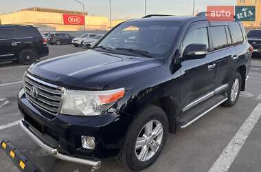 Toyota Land Cruiser 2012