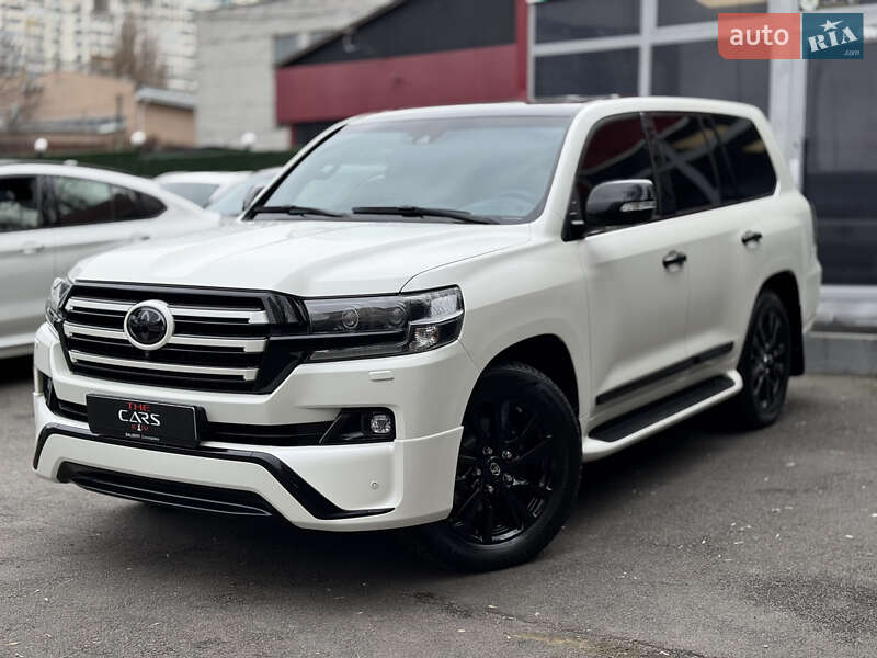 Позашляховик / Кросовер Toyota Land Cruiser 2016 в 