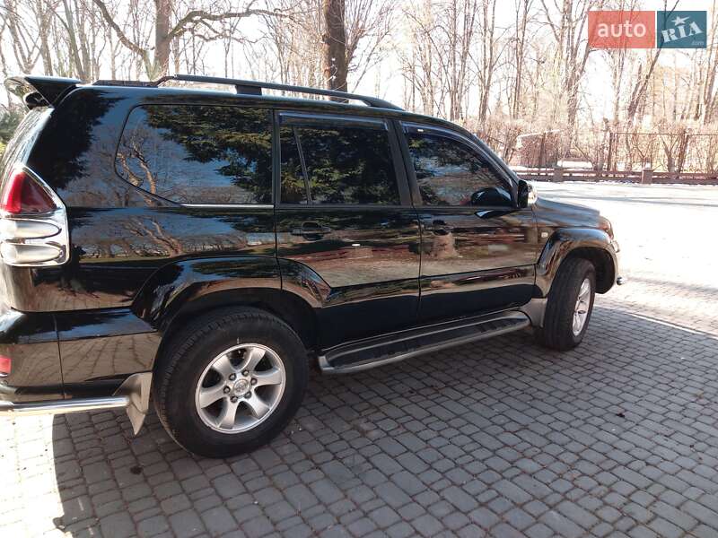 Внедорожник / Кроссовер Toyota Land Cruiser 2007 в Самборе