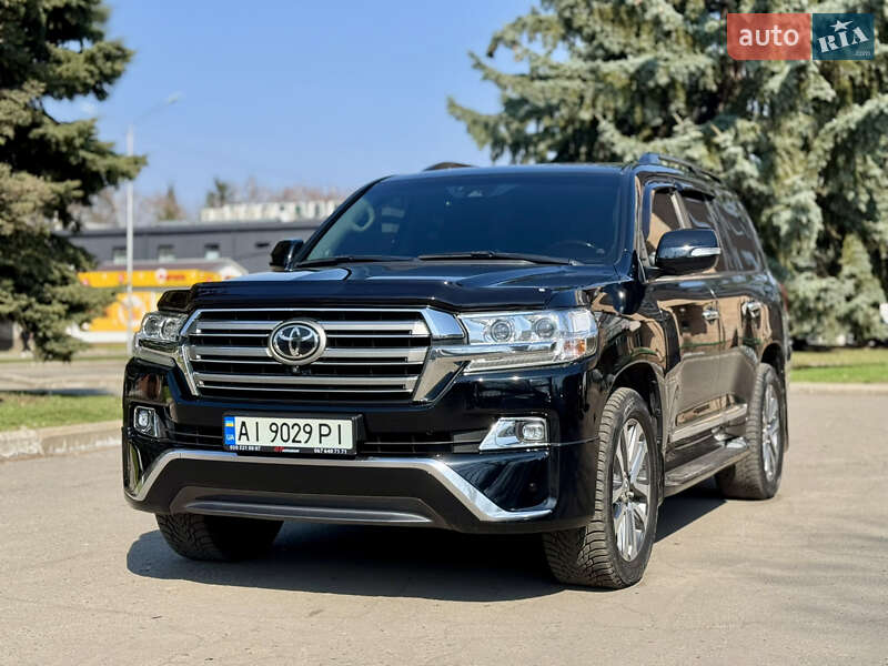 Внедорожник / Кроссовер Toyota Land Cruiser 2017 в Лубнах