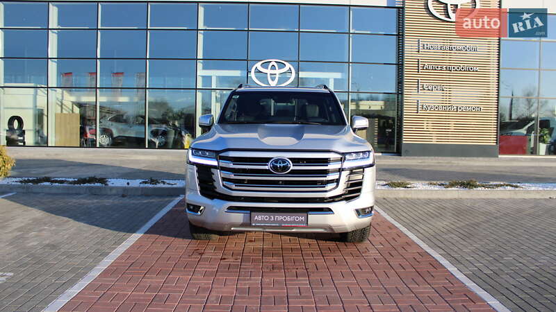Позашляховик / Кросовер Toyota Land Cruiser 2022 в 