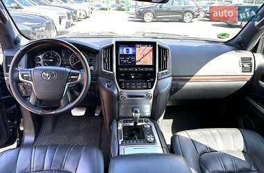 Внедорожник / Кроссовер Toyota Land Cruiser 2019 в 