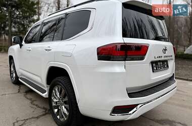 Позашляховик / Кросовер Toyota Land Cruiser 2023 в 