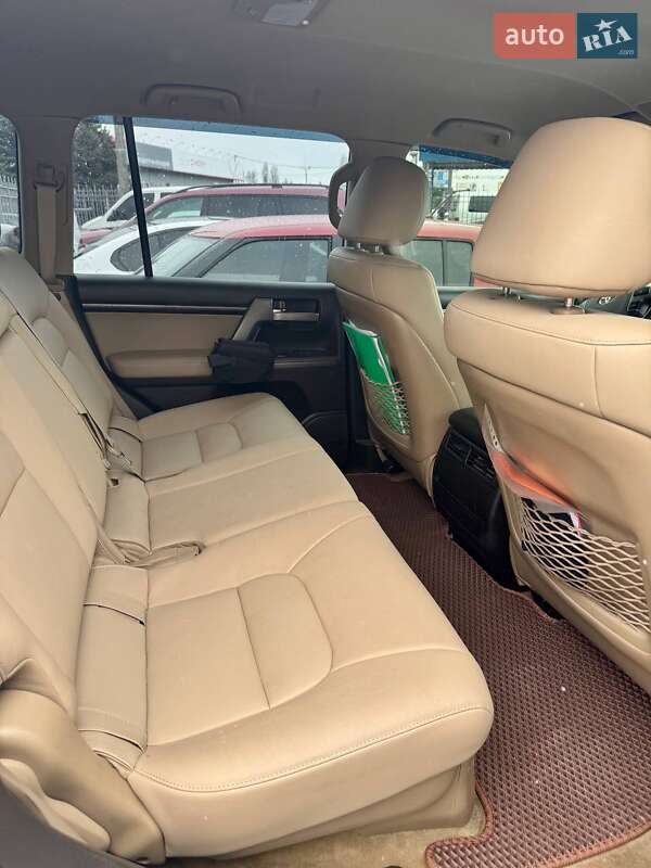 Позашляховик / Кросовер Toyota Land Cruiser 2008 в Києві