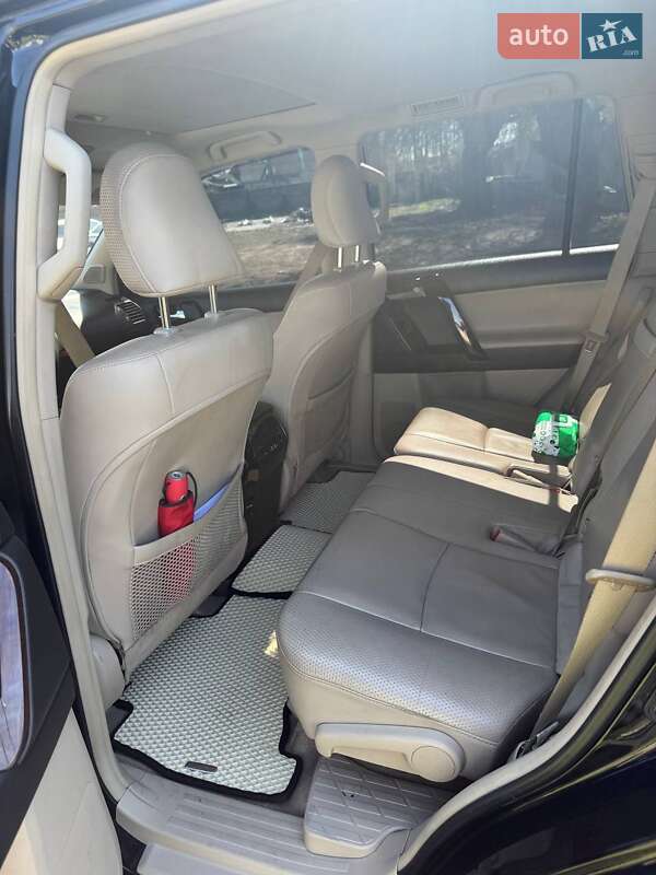 Внедорожник / Кроссовер Toyota Land Cruiser 2010 в Казатине фото 4 Внедорожник / Кроссовер Toyota Land Cruiser 2010 в Казатине