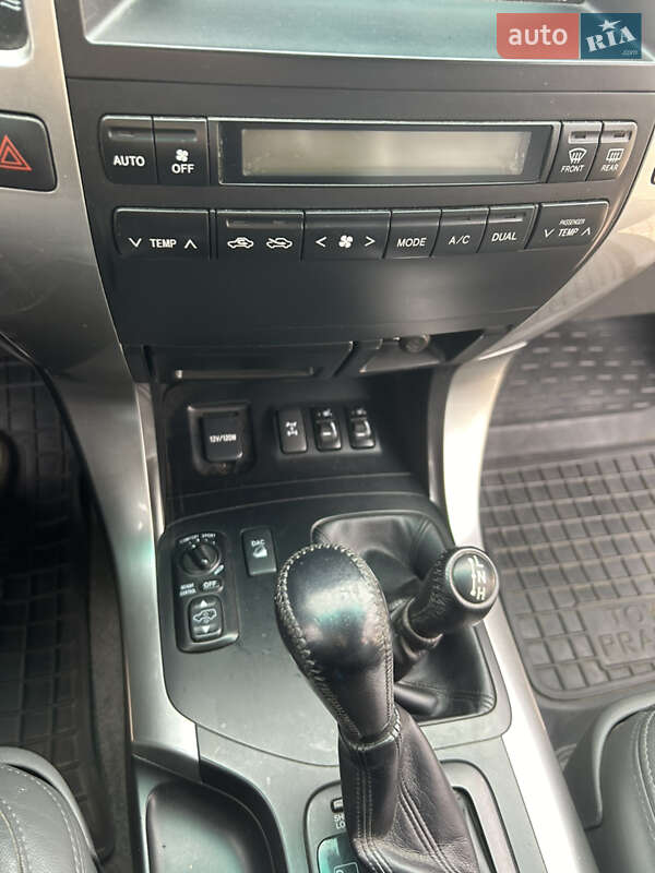 Позашляховик / Кросовер Toyota Land Cruiser 2006 в Одесі