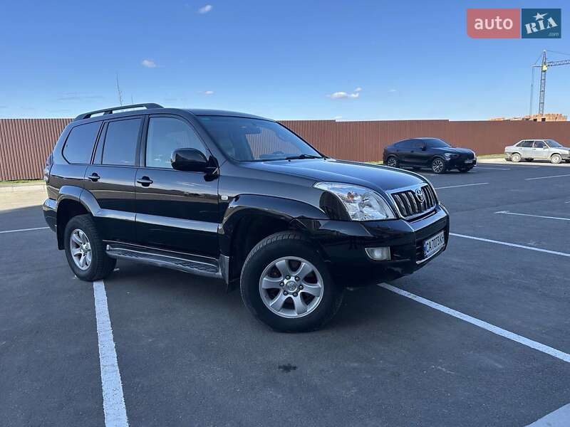 Внедорожник / Кроссовер Toyota Land Cruiser 2007 в Умани