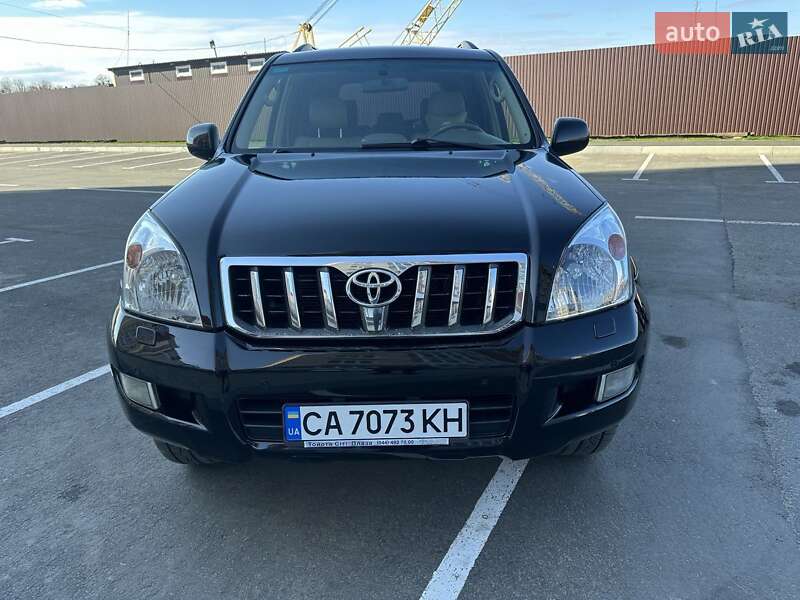 Внедорожник / Кроссовер Toyota Land Cruiser 2007 в Умани