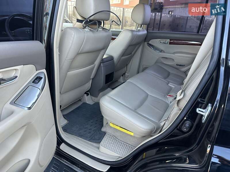 Внедорожник / Кроссовер Toyota Land Cruiser 2007 в Умани