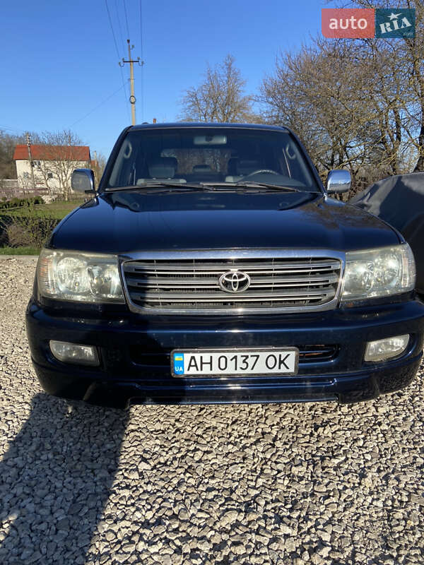 Внедорожник / Кроссовер Toyota Land Cruiser 2001 в Тернополе