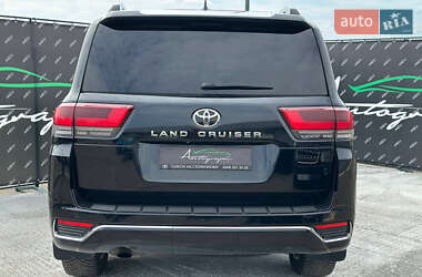Позашляховик / Кросовер Toyota Land Cruiser 2021 в 