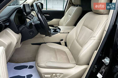Позашляховик / Кросовер Toyota Land Cruiser 2021 в 