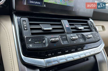 Позашляховик / Кросовер Toyota Land Cruiser 2021 в 