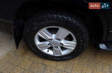 Внедорожник / Кроссовер Toyota Land Cruiser 2012 в 