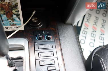 Внедорожник / Кроссовер Toyota Land Cruiser 2012 в 