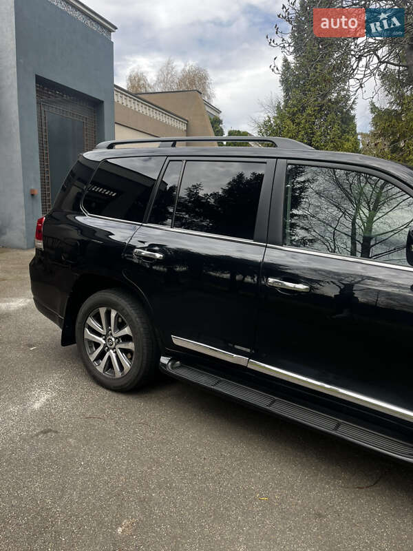 Внедорожник / Кроссовер Toyota Land Cruiser 2016 в Киеве