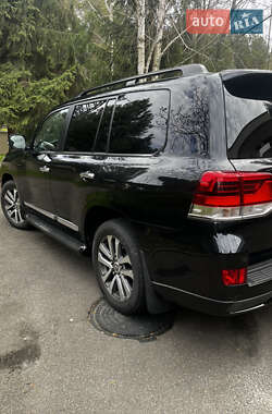 Внедорожник / Кроссовер Toyota Land Cruiser 2016 в Киеве