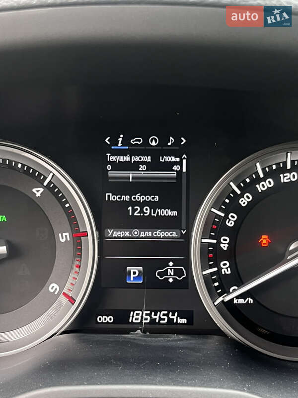 Внедорожник / Кроссовер Toyota Land Cruiser 2016 в Киеве