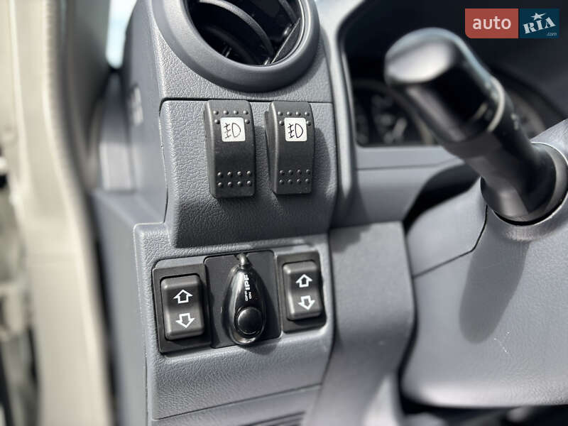 Внедорожник / Кроссовер Toyota Land Cruiser 2014 в Киеве