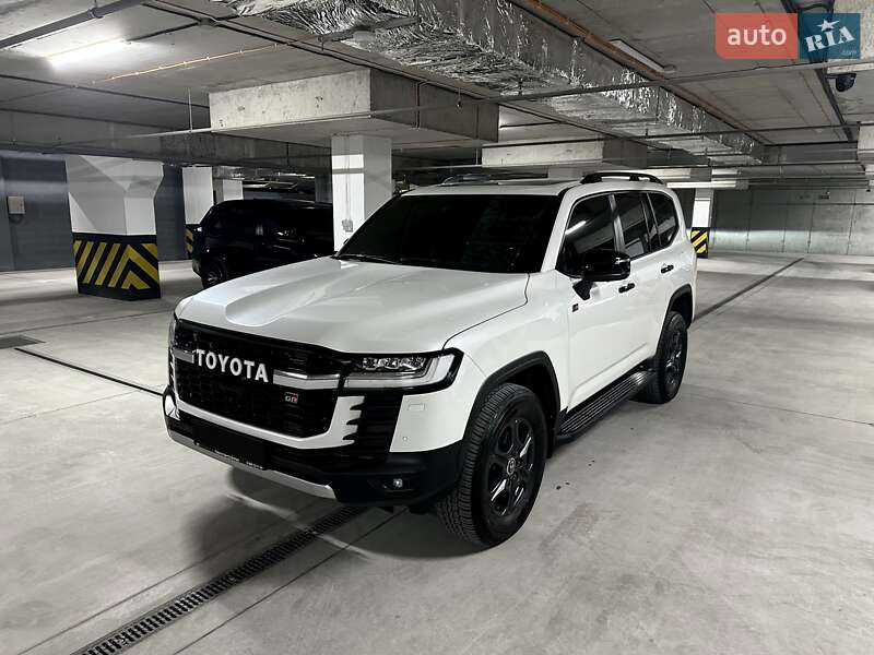 Внедорожник / Кроссовер Toyota Land Cruiser 2022 в 