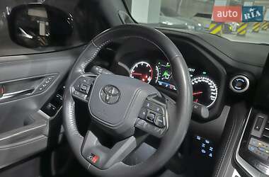 Внедорожник / Кроссовер Toyota Land Cruiser 2022 в 
