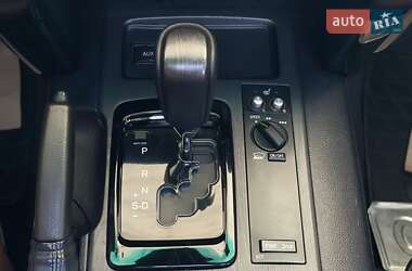 Позашляховик / Кросовер Toyota Land Cruiser 2008 в 