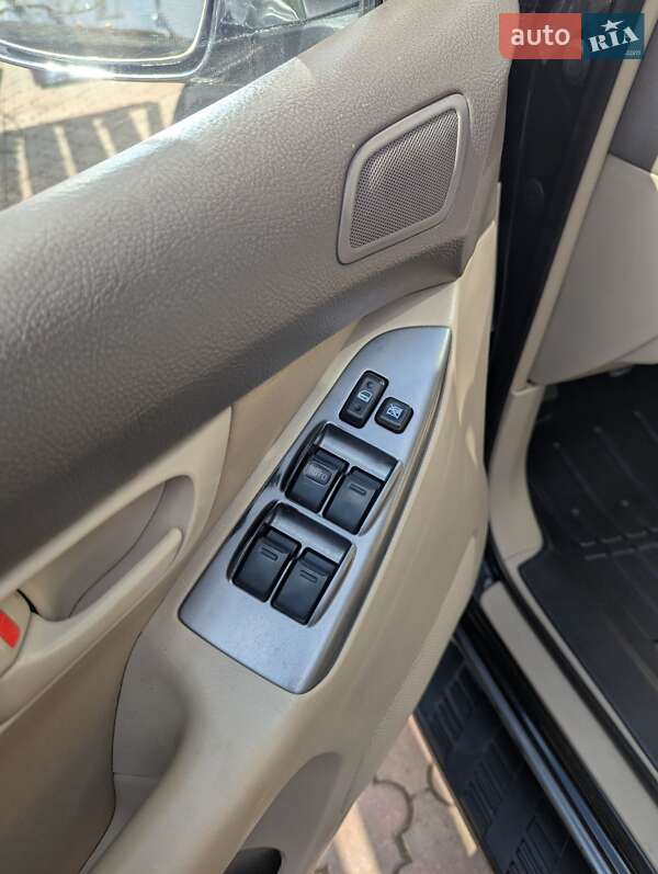 Внедорожник / Кроссовер Toyota Land Cruiser 2005 в Иршаве