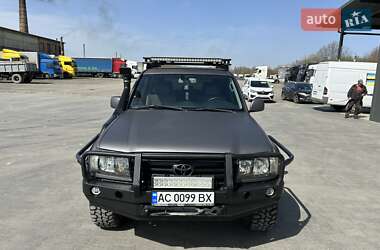 Внедорожник / Кроссовер Toyota Land Cruiser 2005 в 