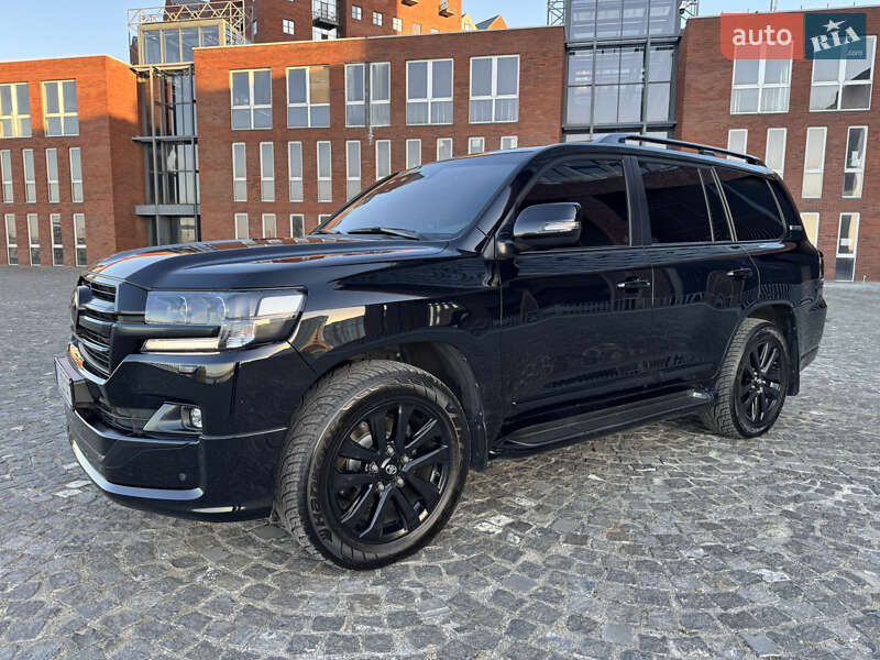 Toyota Land Cruiser 2019