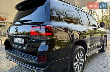 Внедорожник / Кроссовер Toyota Land Cruiser 2016 в 