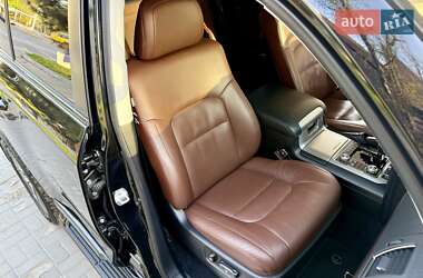 Внедорожник / Кроссовер Toyota Land Cruiser 2016 в 