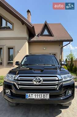Toyota Land Cruiser 2016