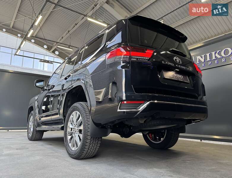 Внедорожник / Кроссовер Toyota Land Cruiser 2022 в Киеве