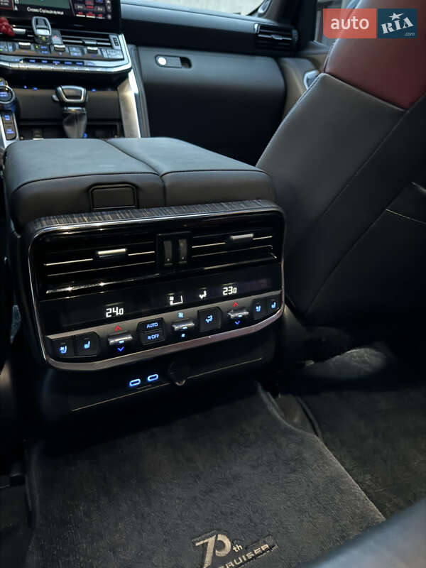 Позашляховик / Кросовер Toyota Land Cruiser 2021 в Києві