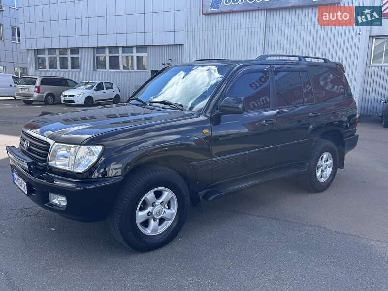 Внедорожник / Кроссовер Toyota Land Cruiser 2002 в Киеве