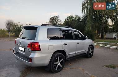 Внедорожник / Кроссовер Toyota Land Cruiser 2012 в 