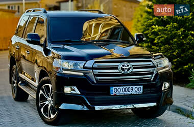 Позашляховик / Кросовер Toyota Land Cruiser 2020 в 